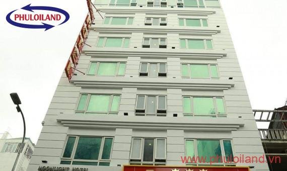 Bán khách sạn 3 sao, mặt tiền đường Nguyễn Trãi, phường Bến Thành, Quận 1