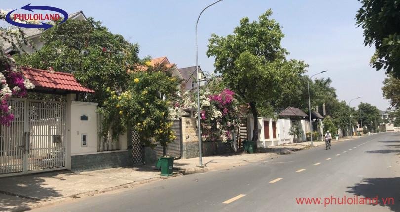 Bán biệt thự đơn lập khu 816, phường Phú Hữu, Quận 9, Thành phố Thủ Đức