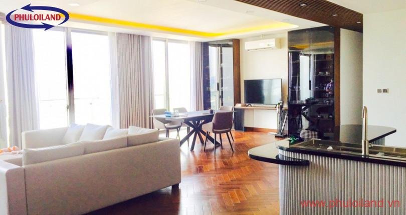 Cần bán PENTHOUSE MIDTOWN PMH.Dtich 250m2 4PN.Nhà đẹp full ntccap,tầng cao thoáng+1ô xe oto& 2moto.Giá 24 tỷ bao phí.0909733696 Thuỷ Tiên