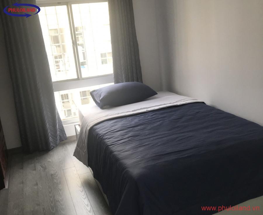 z2342212536830 36a72592ffc15ed6feb09938ac061952 900x738 - CẦN BÁN GẤP CĂN HỘ SKY1 PHÚ MỸ HƯNG QUẬN 7 DT 91 M2 4PN GIA BÁN 4,2 TỶ CALL 0909863032 DUNG