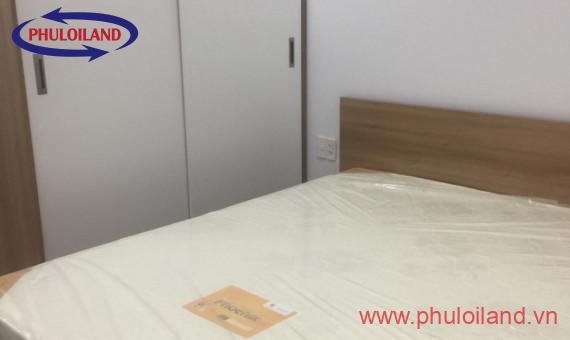 Cần cho thuê gấp căn hộ chung cư Scenic Valley 2, 75m2, giá 700usd/tháng, nội thất đầy đủ.