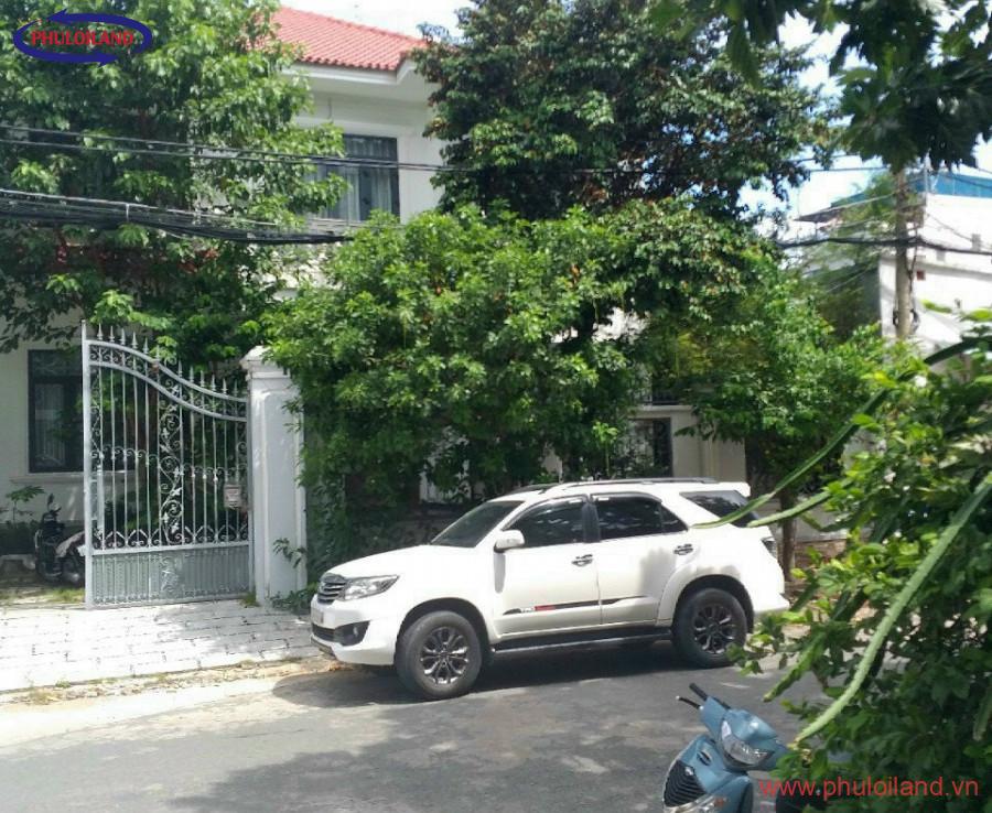 ban biet thu don lap lang dai hoc khu b duong nguyen huu tho nha be 1 900x738 - Bán biệt thự đơn lập Làng Đại Học B, đường Nguyễn Hữu Thọ, Nhà Bè, giá 27 tỷ