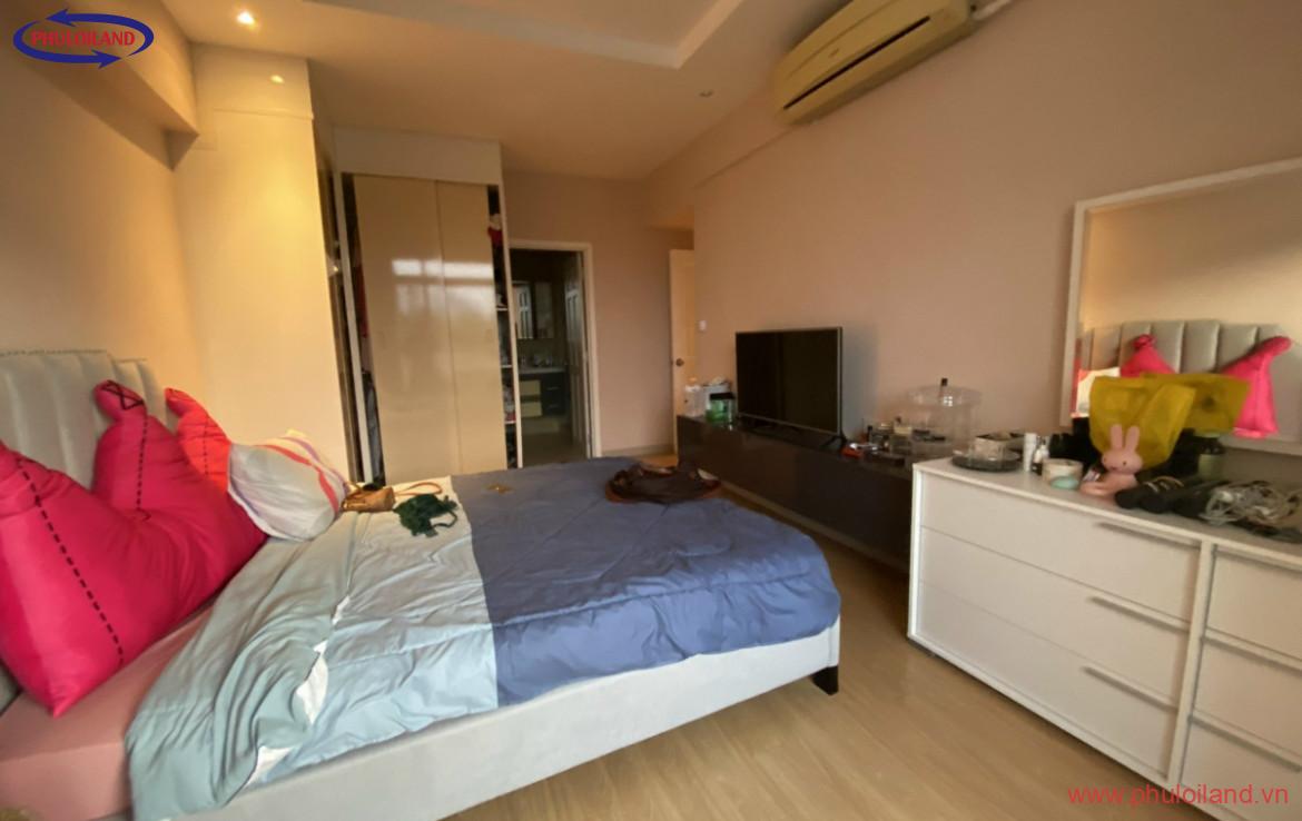 ban can ho garden court 2 view duong ton dat tien quan 7 5 1170x738 - Bán nhanh căn hộ Garden Court 2, view kênh đào và đường Tôn Dật Tiên, giá 6,3 tỷ