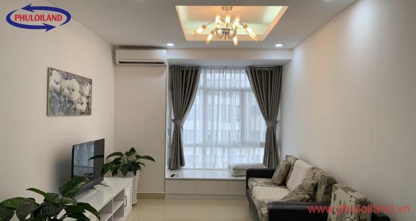 Bán nhanh căn góc Sky Garden 3. DT 72m2 Tone Trắng. Đầy Đủ Nội Thất Mới. View Nam đón gió. Giá 3,2 Tỷ