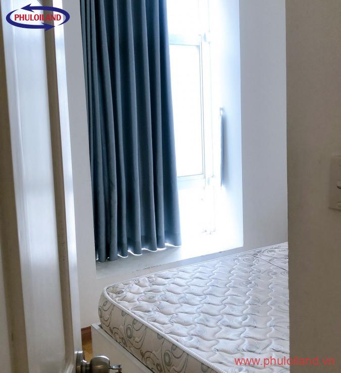 ban can ho sky garden 3 7 675x738 - Bán gấp căn hộ Sky Garden 3. DT 70m2 Nhả Đẹp Tầng Cao- Tặng hết nội thất như hình. Giá 2,7 Tỷ