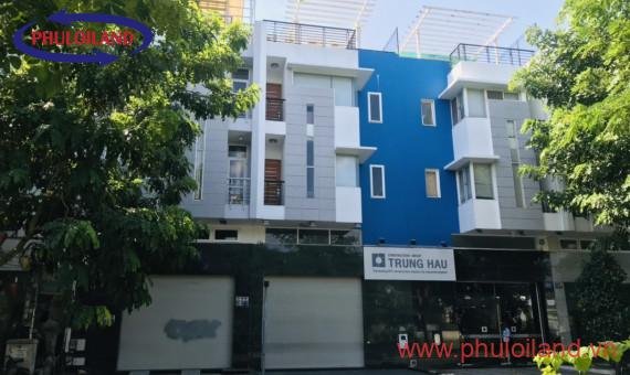 Bán nhà phố tại Phú Mỹ Vạn Phát Hưng, mặt tiền đường Hoàng Quốc Việt, Quận 7