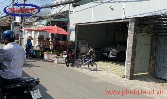 Bán tòa nhà Quận 7, diện tích: 438m2, tiện làm cao ốc văn phòng, biệt thự sân vườn