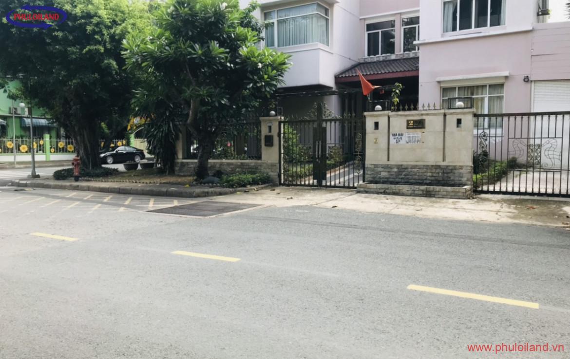 cho thue biet thu my hung mat tien duong pham thai buong quan 7 3 1170x738 - Cho thuê biệt thự Mỹ Hưng, mặt tiền đường Phạm Thái Bường, Quận 7