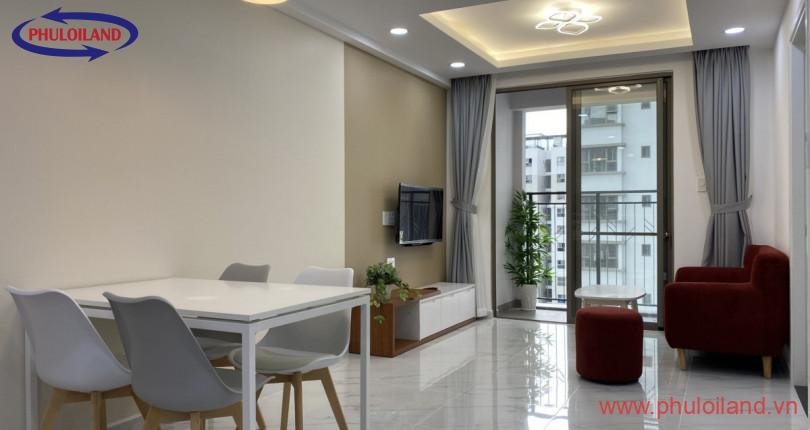Bán căn hộ chung cư SaiGon South Residences, 72m2, Nguyễn Hữu Thọ, giá 3.5 tỷ, nội thất đầy đủ.
