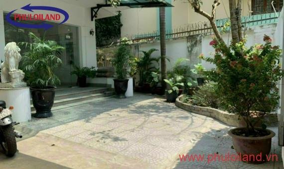 Bán gấp biệt thự Fideco Thảo Điền, Quận 2, nội thất cao cấp