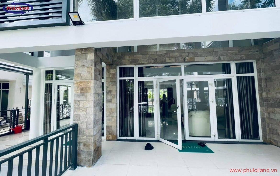 ban biet thu ngan long duong nguyen huu tho huyen nha be 1 1170x738 - Bán biệt thự Ngân Long, đường Nguyễn Hữu Thọ, Nhà Bè