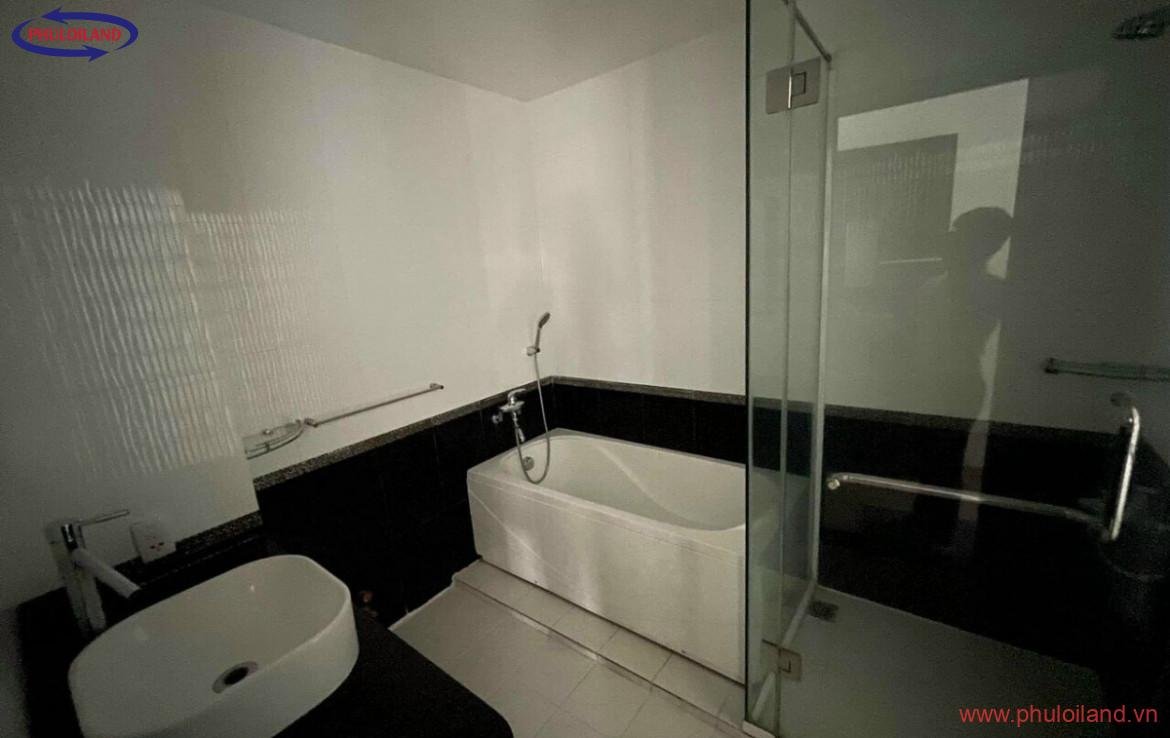 ban biet thu ngan long duong nguyen huu tho huyen nha be 5 1170x738 - Bán biệt thự Ngân Long, đường Nguyễn Hữu Thọ, Nhà Bè