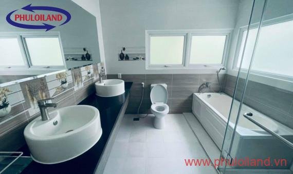 Bán biệt thự Ngân Long, đường Nguyễn Hữu Thọ, Nhà Bè