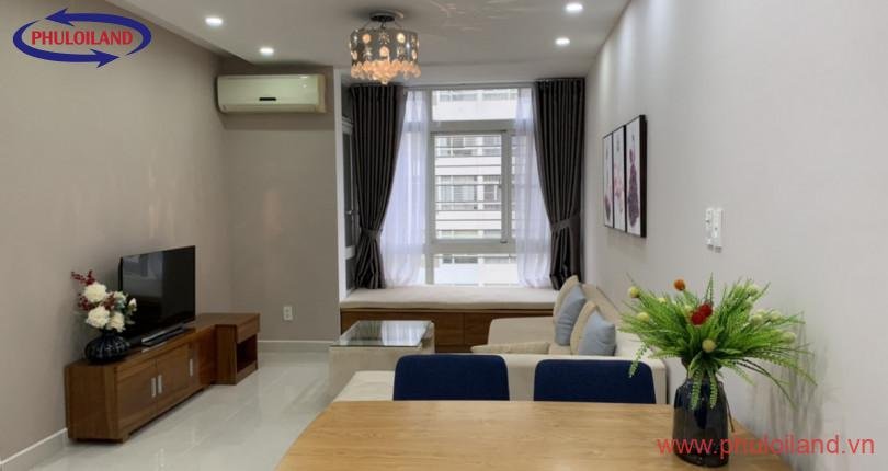 Kẹt Tiền Bán Gấp Căn Hộ Sky Garden 3. DT 70m2 Nhà Rất Đẹp 3 Phòng. Tặng hết nội Thất. Giá rẻ 2,7 Tỷ