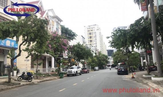 Bán gấp nhà phố Hưng Phước 4, mặt tiền đường số 6, giá 31 tỷ rẻ nhất thị trường