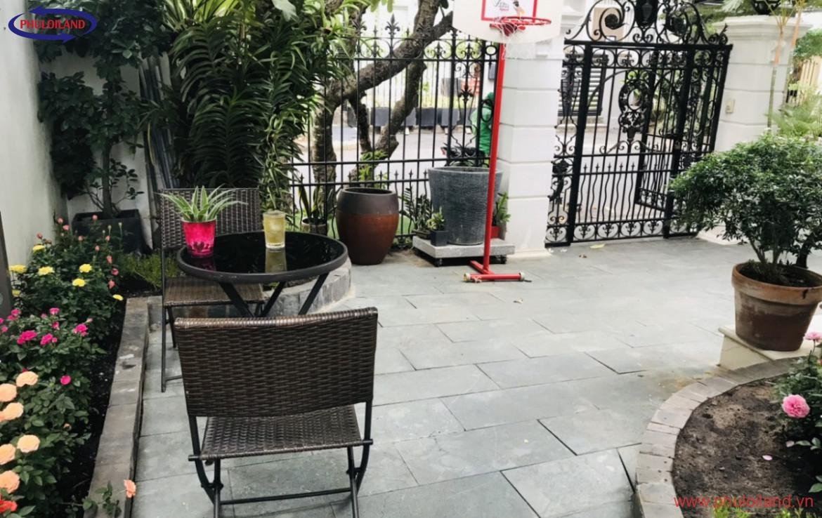 san truoc nha biet thu ban 1170x738 - Bảng giá mua bán nhà biệt thự Mỹ Kim, Phú Mỹ Hưng, tháng 8/2021