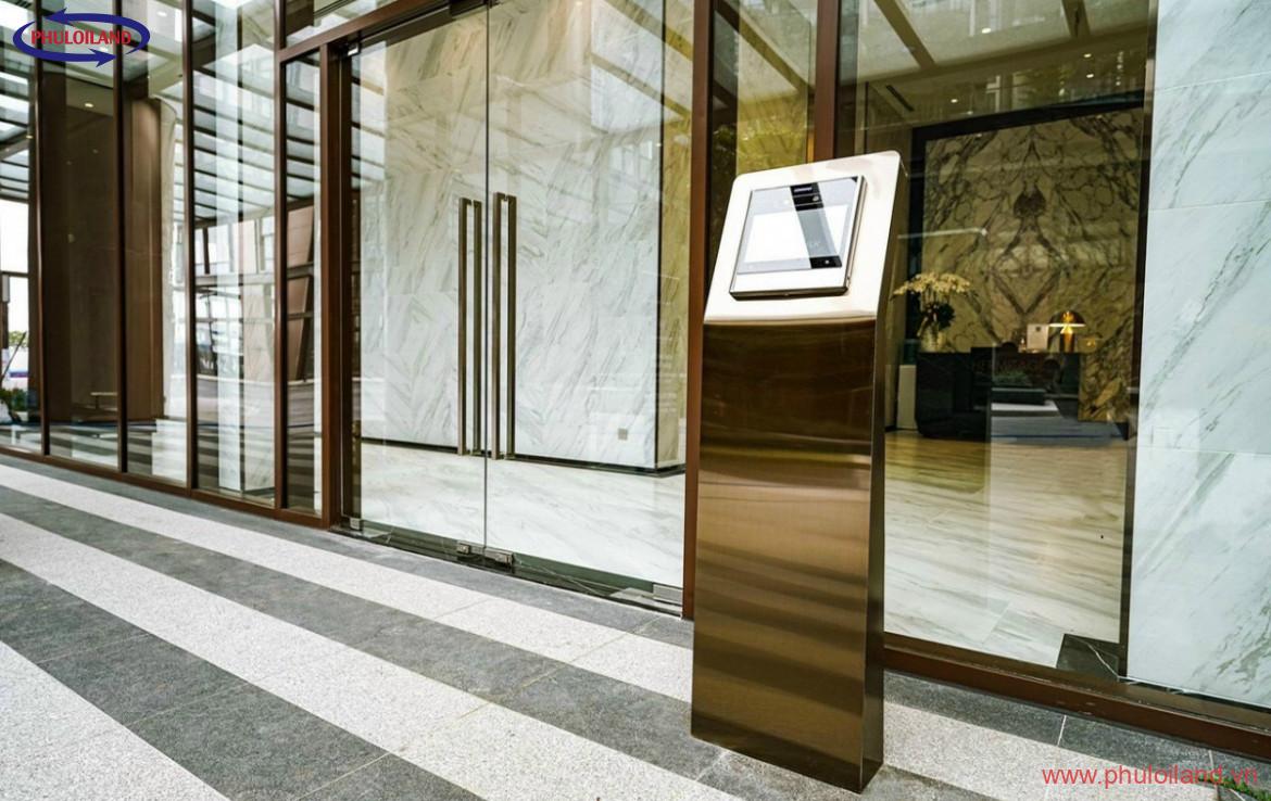 sanh cho thang may the metropole thu thiem moi ban giap 1170x738 - Bán căn hộ Metropole Quận 2, thu hồi vốn bằng giá gốc chủ đầu tư