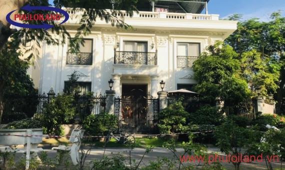 Bán nhanh biệt thự Nam Thông 3, căn góc công viên, có hồ bơi riêng