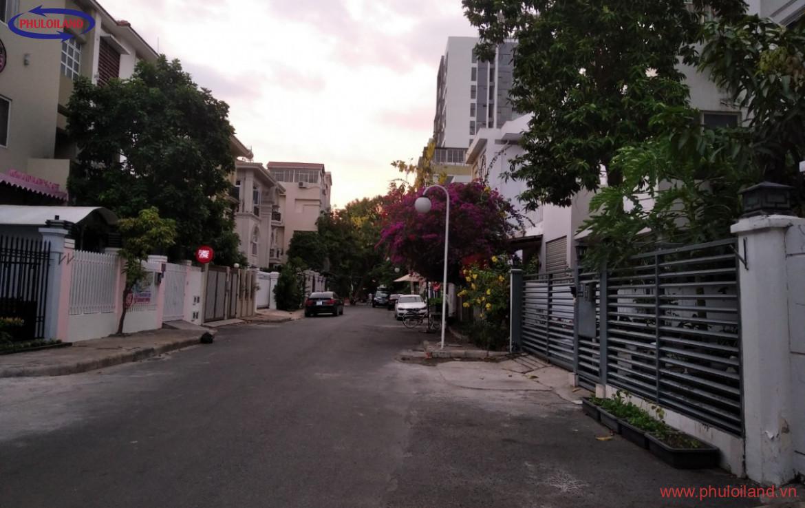 duong noi khu my hung phu my hung quan 7 1170x738 - Cập nhật bảng giá mua bán nhà biệt thự tại Mỹ Hưng, Phú Mỹ Hưng, tháng 8/2021