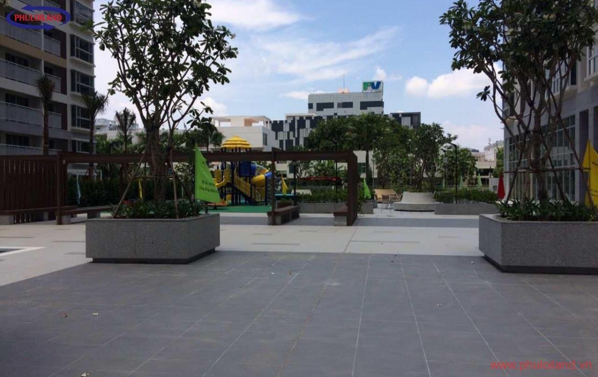 khu vui choi tre em va bbq 1170x738 - Cập nhật bảng giá mua bán căn hộ chung cư tại Scenic Valley, Phú Mỹ Hưng, tháng 9/2021