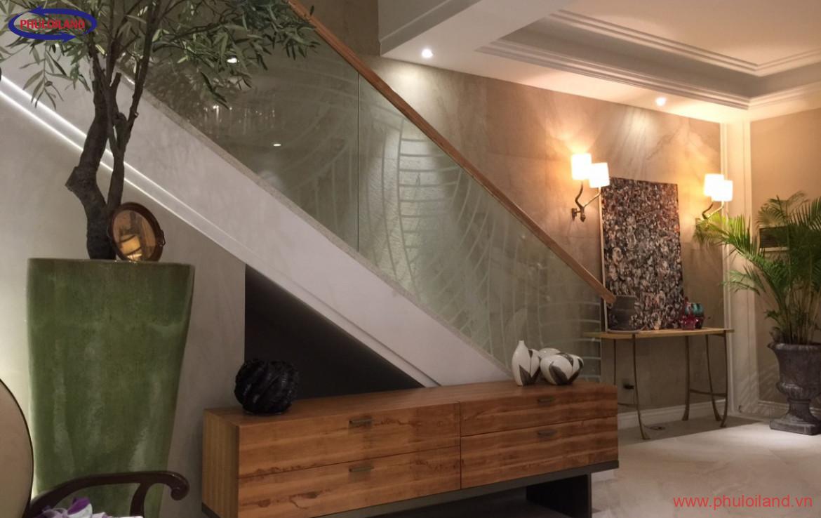 loi len cau thang cua biet thu 1170x738 - Cập nhật bảng giá mua bán nhà Biệt thự tại Lavila, Kiến Á, Nhà Bè, tháng 9/2021 giá rẻ