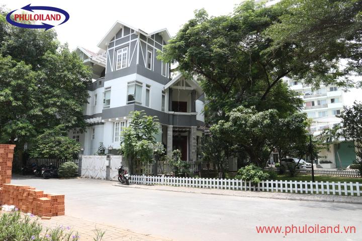 mat ngoai biet thu nam quang 1 - Cập nhật bảng giá mua bán nhà biệt thự tại Nam Quang, Phú Mỹ Hưng, tháng 8/2021