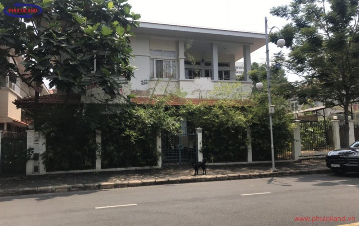 mat truoc biet thu my quang ban 1170x738 - Cập nhật bảng giá mua bán nhà biệt thự Mỹ Quang, Phú Mỹ Hưng, tháng 8/2021