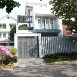 mat-truoc-biet-thu-nam-thong-1-phu-my-hung