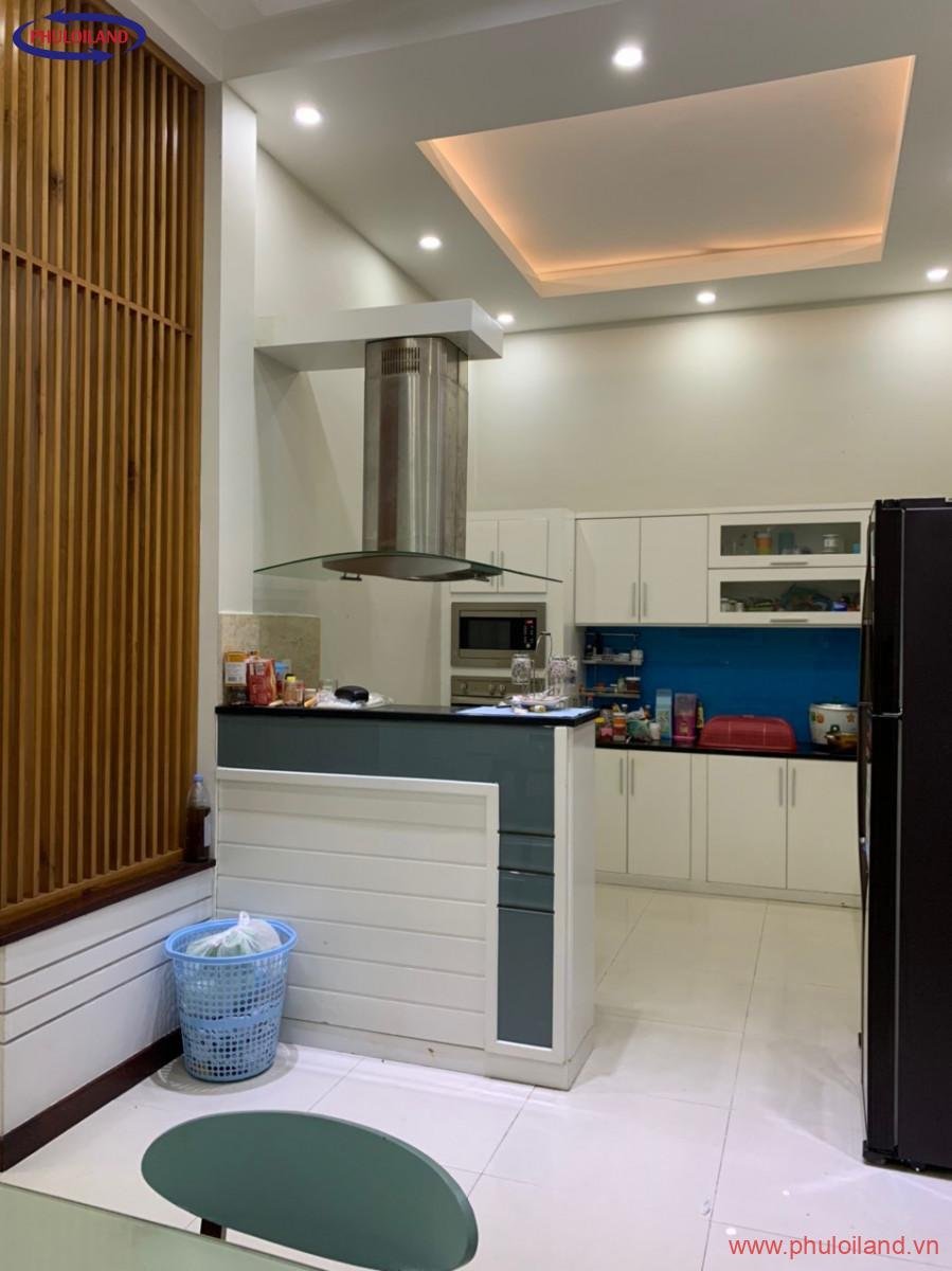 phong bep biet thu - Cập nhật bảng giá mua bán nhà biệt thự tại Mỹ Giang, Phú Mỹ Hưng, tháng 8/2021