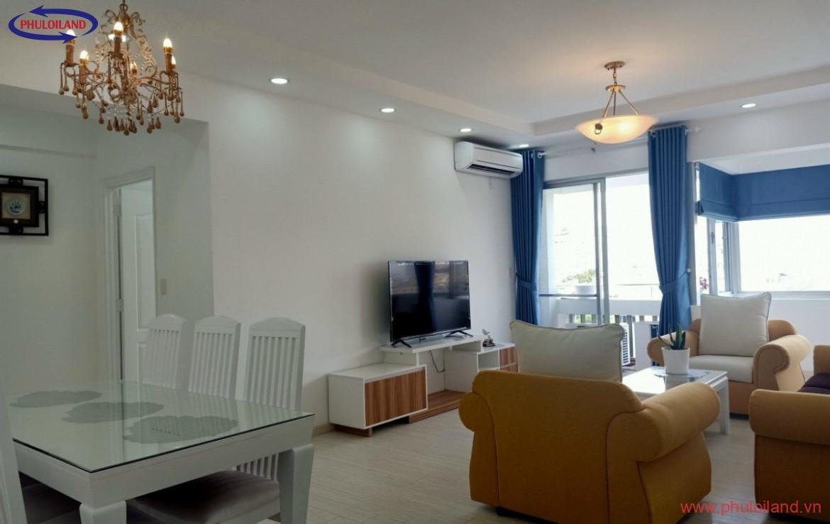 phong khach can ho 6 1170x738 - Cập nhật bảng giá mua bán căn hộ chung cư tại Mỹ Khánh, Phú Mỹ Hưng, tháng 8/2021
