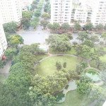 view-can-ho-nhin-xuong-cong-vien-noi-khu