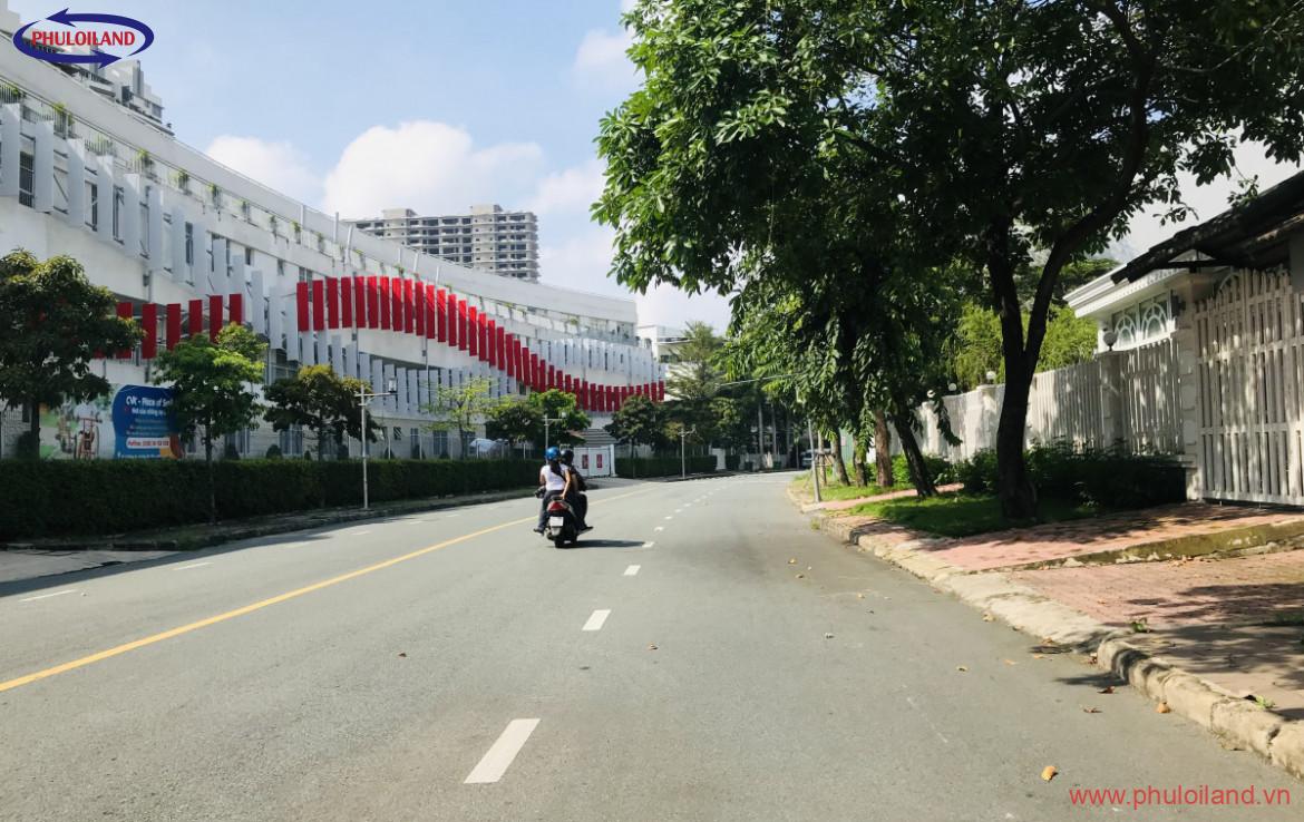 biet thu ban lien ke duong so 23 va truong quoc te canada quan 7 1170x738 - Bán gấp biệt thự đơn lập Phú Mỹ Hưng, Quận 7, 359m2, có hồ bơi riêng