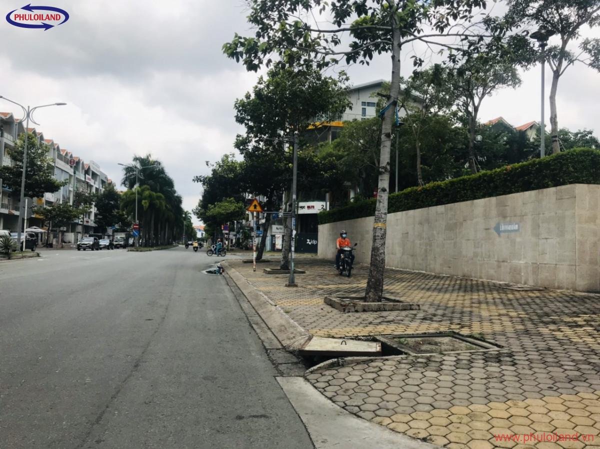 duong nguyen thi tap phuong tan hung quan 7 - Bán gấp căn hộ Sunrise City Central, Quận 7, 76m2, đầy đủ nội thất.