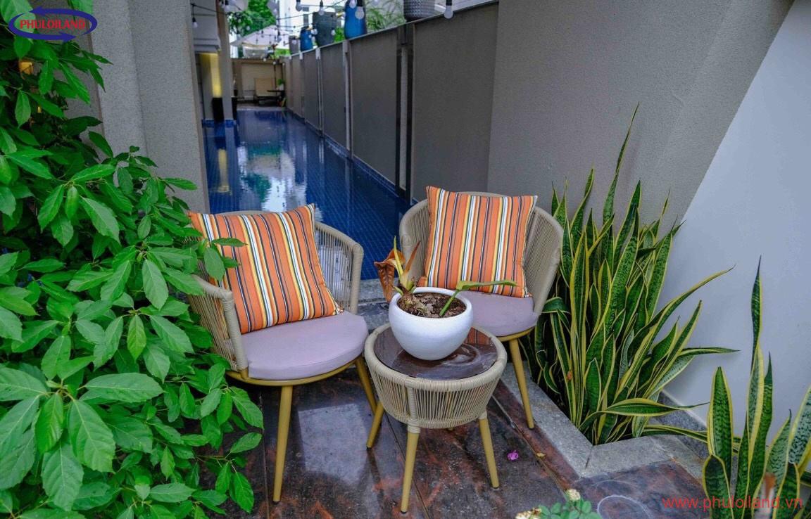 goc san vuon co ho boi 1152x738 - Bán gấp biệt thự đơn lập Phú Mỹ Hưng, Quận 7, 359m2, có hồ bơi riêng