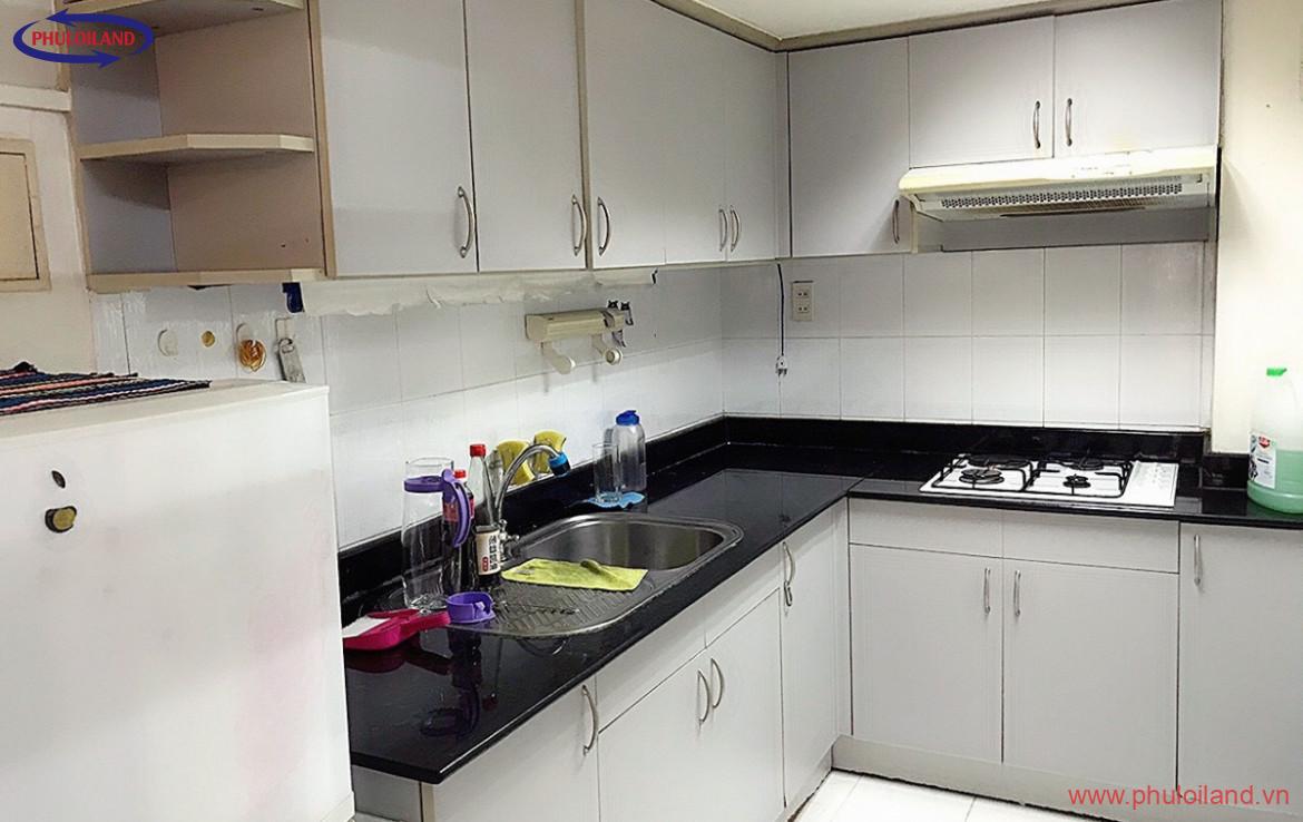 khu vuc bep 19 1170x738 - Chuyển nhượng căn hộ loft house tại tầng trệt chung cư Hưng Vượng 1, Phú Mỹ Hưng