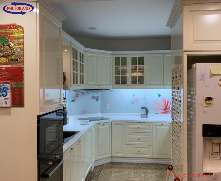 khu vuc bep 2 900x738 - Cập nhật bảng giá mua bán nhà Biệt thự Mỹ Tú, Phú Mỹ Hưng, tháng 9/2021