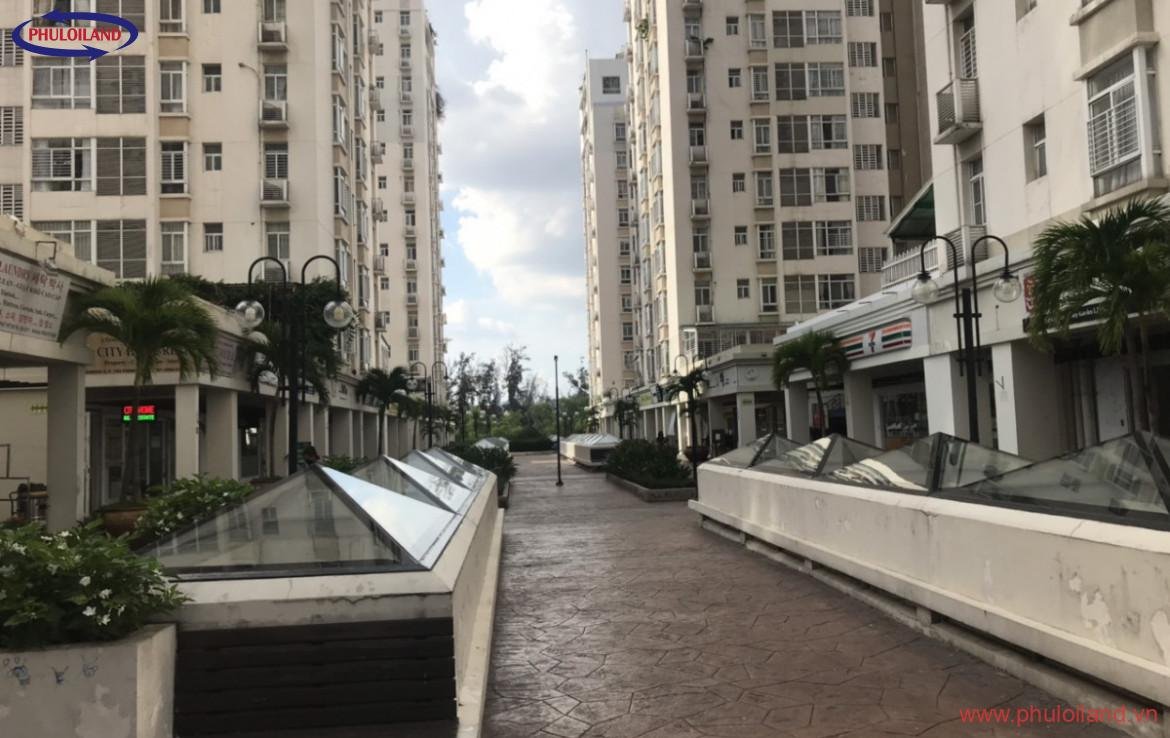 pho di bo noi khu sky garden 3 tan phong 1170x738 - Cần cho thuê shop kinh doanh tại Sky Garden 3, mặt tiền đường Phạm Văn Nghị