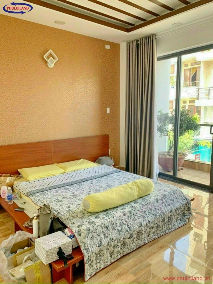 phong ngu lon 1 - Bán nhà phố mặt tiền đường Lê Thị Chợ, phường Phú Thuận, Quận 7