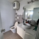 toilet-can-ho