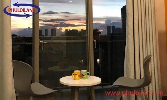 Bán căn hộ chug cư Hưng Phúc, 782m, view biệt thự, nội thất đầy đủ, giá 3.740 tỷ, xem nhà dễ.