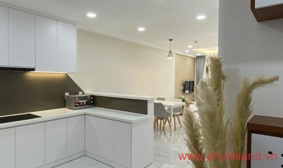 Bán căn hộ chung cư Saigon South, Nguyễn Hữu Thọ, 72m2, nội thất đầy đủ, giá 3.5 tỷ, xem nhà dễ.