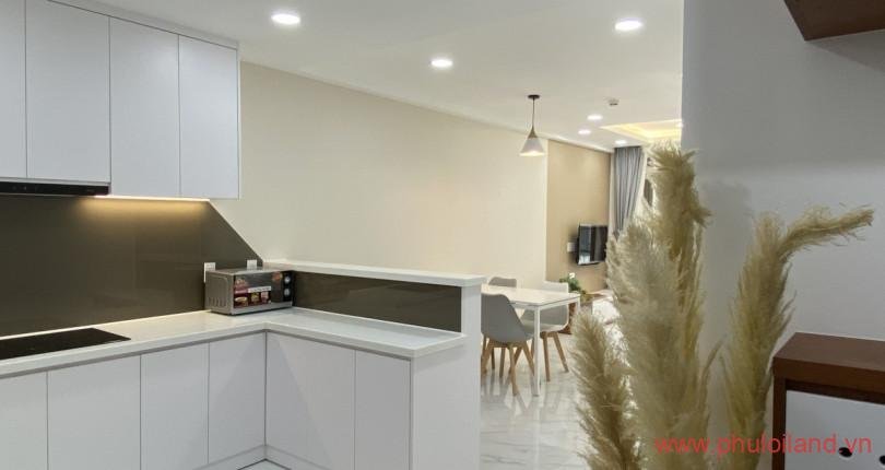 Bán căn hộ chung cư Saigon South, Nguyễn Hữu Thọ, 72m2, nội thất đầy đủ, giá 3.5 tỷ, xem nhà dễ.
