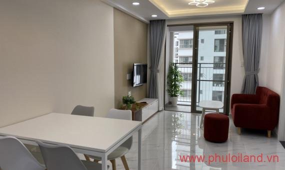 Bán căn hộ chung cư Saigon South, Nguyễn Hữu Thọ, 72m2, nội thất đầy đủ, giá 3.5 tỷ, xem nhà dễ.