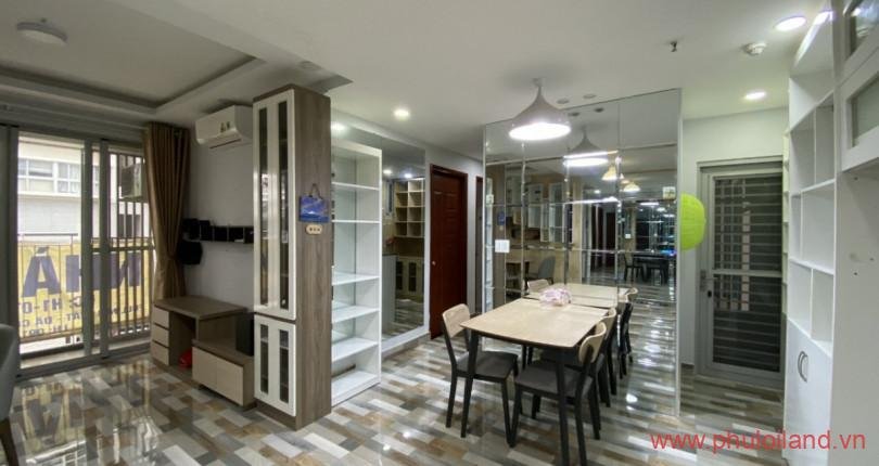 Bán căn hộ chung cư Scenic Valley 1, 70m2, tầng thấp, giá 3.2 tỷ, nhà đang trống xem nhà dễ.