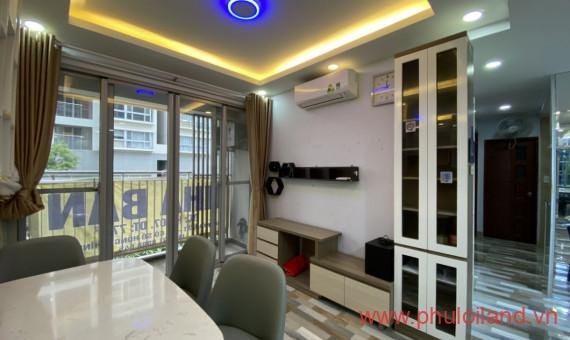 Bán căn hộ chung cư Scenic Valley 1, 70m2, tầng thấp, giá 3.2 tỷ, nhà đang trống xem nhà dễ.