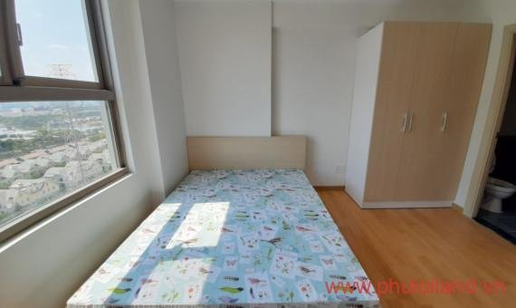 Chủ nhà kẹt tiền cần bán nhanh căn hộ chung cư Saigon South, 71m2, giá 3.3 tỷ, nhà đang có hợp đồng thuê.