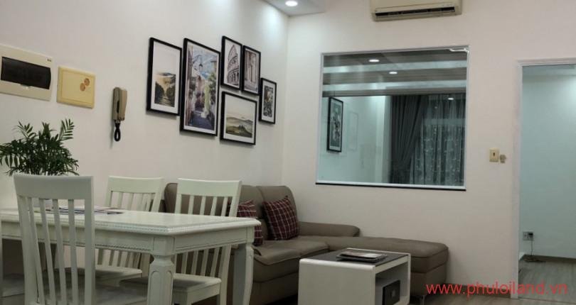 Cần bán nhanh căn hộ Sky garden 1. DT 89m2 Nhà đẹp lầu Cao 3 Phòng Ngủ rộng. Tặng hết nội thất. Giá 3,350 Tỷ