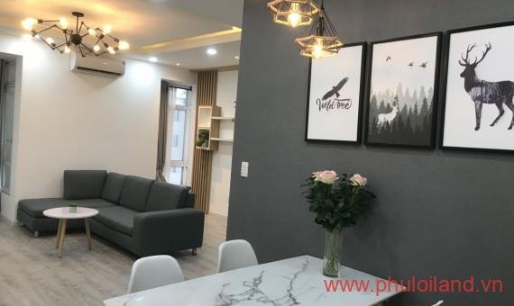 Cần bán căn hộ Đẹp tại Sky Garden 3. DT 70m2 Tầng siêu cao- Nội Thất cao cấp- Giá bán 2,950 Tỷ