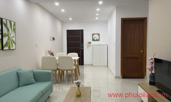 Cho Thuê Căn Hộ Đẹp Tại Sky Garden 3. DT 70m2 Thiết kế 3 Phòng 2 Toilets. Đầy Đủ Nội Thất. Giá 700 usd/tháng