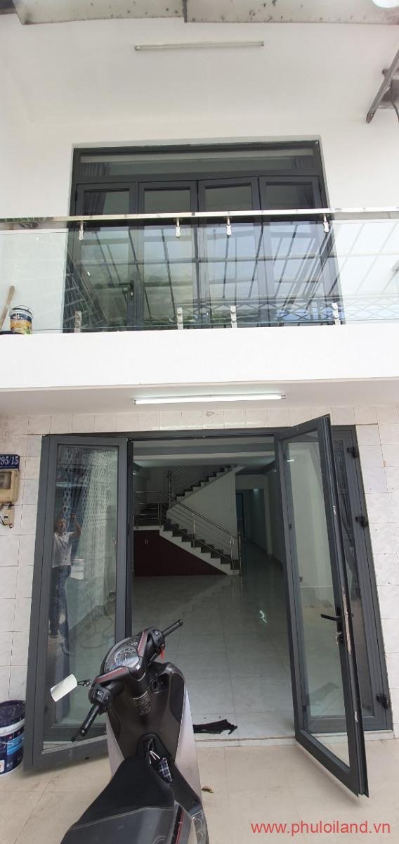 cua vao nha - Bán nhà phố đường Tân Hòa Đông, Quận Bình Tân, gần ngã tư đường Tân Hòa Đông và An Dương Vương